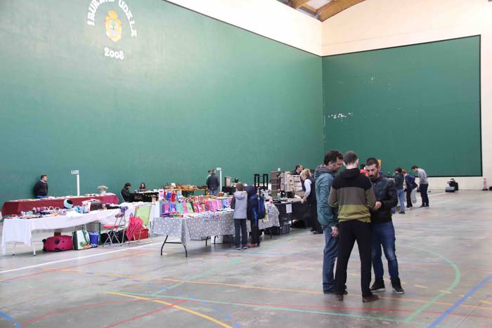 Artisautzak Irurako frontoia 15 1558273592938