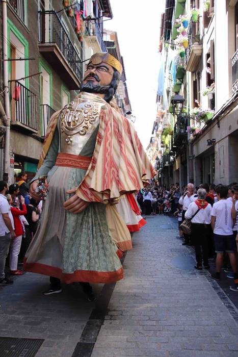 Erraldoiak eta buruhandiak T 50 1561218591076