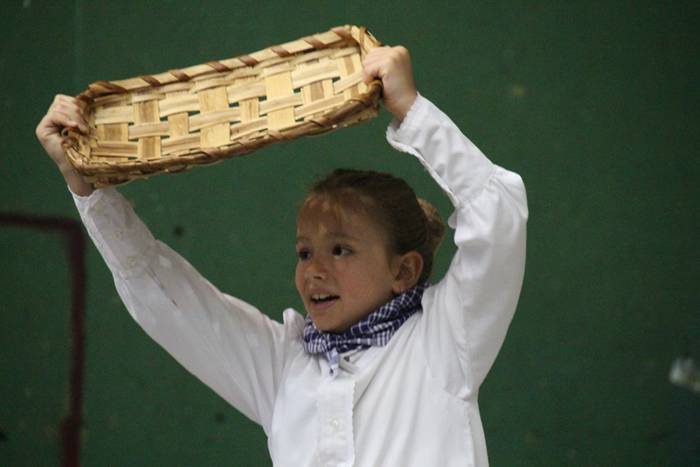 Dantzari txiki eguna anoetan 18 1463914945502