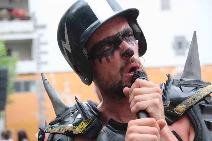 Norberak bere bazkaria, eta  42 1532631186563