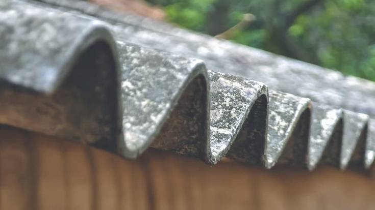 Amiantoaren inbentarioa egiteko azterlana abiatu du udalak