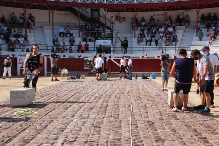 Arria V.a eta Izeta VI.a iza 14 1596214068590