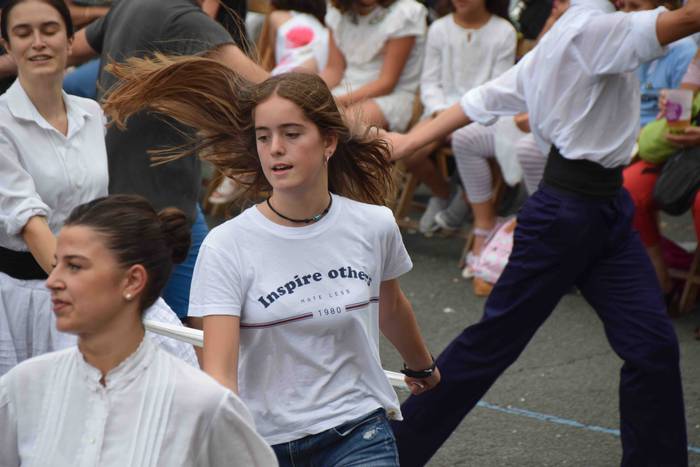 soka dantza santioak villabo 110 1532546179980