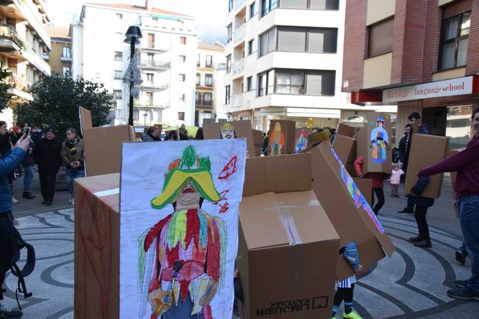 Erraldoi eta buruhandiak egi 6 1577448111130