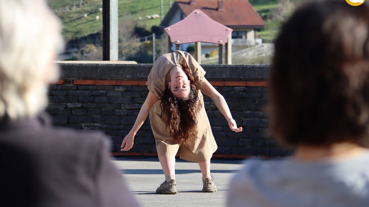 Arte eszenikoen erakusleiho bihurtu da Alkiza