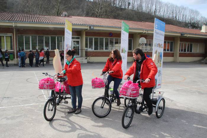 Birziklatu tentuz eta zentzuz kanpaina 11 1456861624205