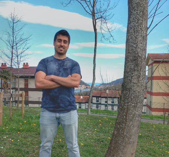 «Ikasketak gaur egungo lanerako oinarri izan dira»