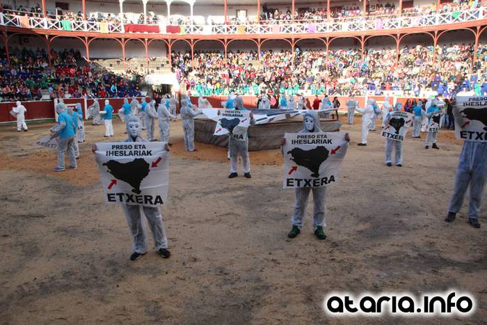 ostegun gizena 2016 zezen plaza 31 1454608268239