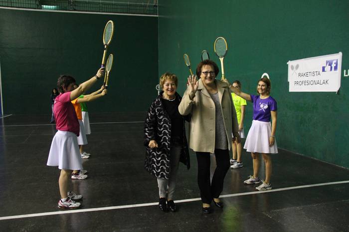 Emakume, raketista eta profe 54 1511035318818