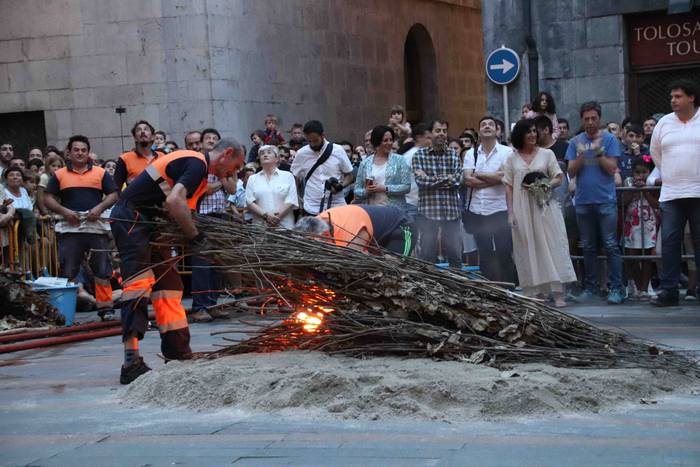 Suak argitu du urteko gaurik 3 1561330779815