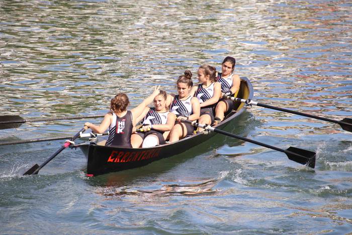 Arraunean, elkartasunez 88 1568470929001