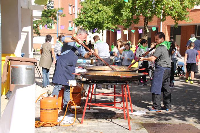 Azku Eguna bosgarrenez 8 1476544299916