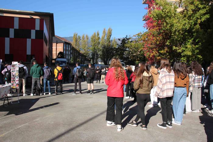 Boluntariotza Azoka, 2021, T 1 1635351626679