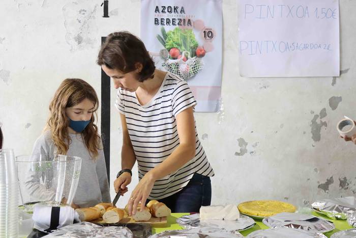 Azoka berreskuratu dute Zizu 5 1633863549088