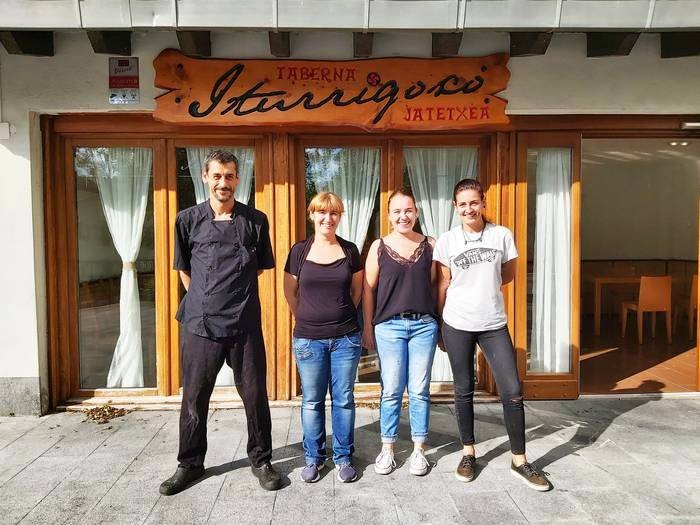 Amasako Iturrigoxo taberna-jatetxearen irekiera