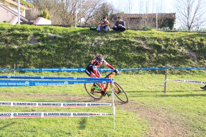 ASTEASUKO ZIKLO KROSA 2016 1 1481214789096