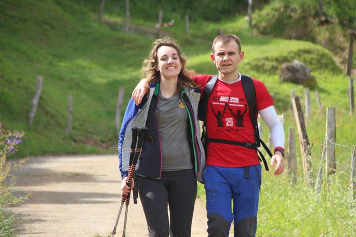 Zortzi herritatik barrena, H 12 1526225714123