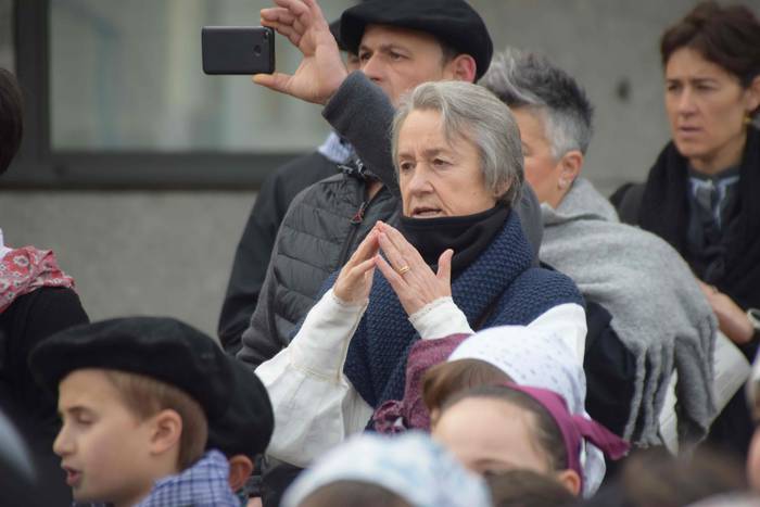 Ibarrako Uzturpe ikastolakoak gabon eskean 52 1545653487011