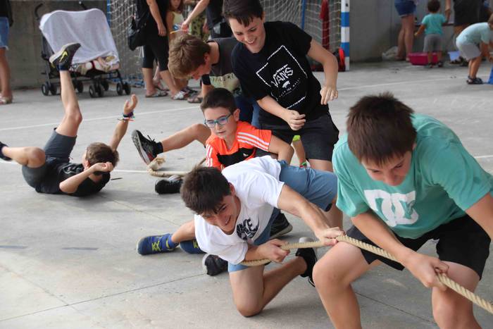 Jolasean igaro dute arratsal 65 1567097359252