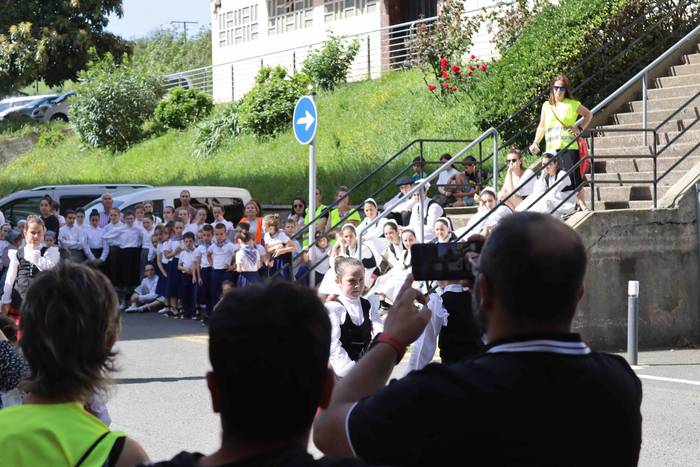 Dantzari eguna ari dira ospa 13 1652614043799