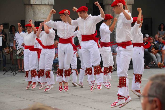 berastegi jaiak soka dantza 47 1533938095644