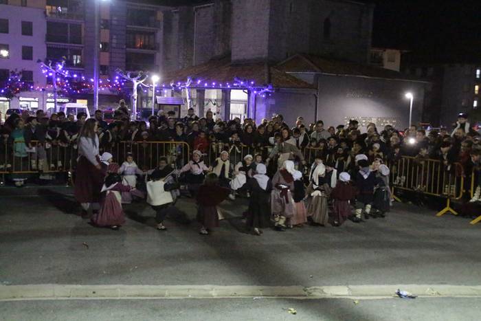 Olentzero eta Mari Domingi 2015 47 1450983308122