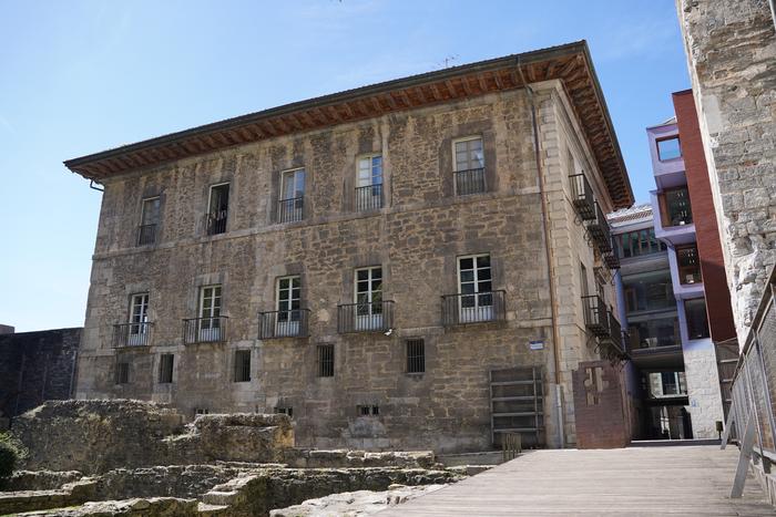Aranburu, jauregi barrokoa kultur zentro bihurtua