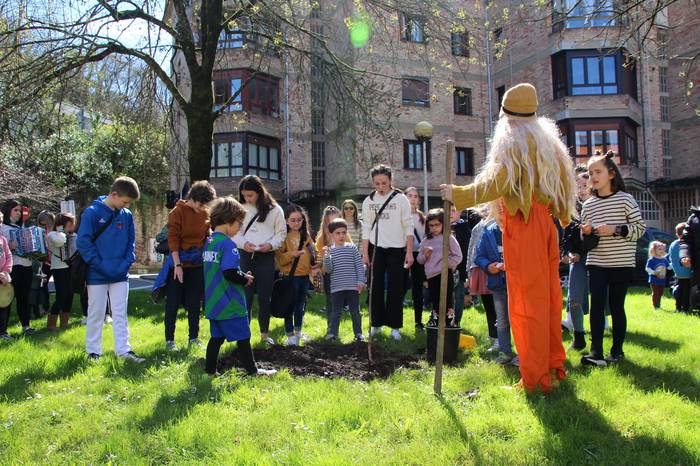 intxaurrondoa landatu villab 26 1647095075172