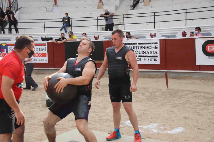 II. Mahala Binakako Euskal P 17 1622316232077