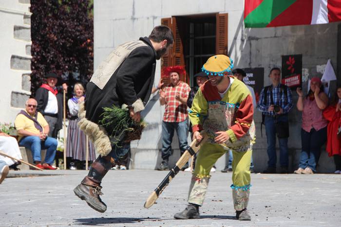 Maskaradak herriz herri 98 1494160823885