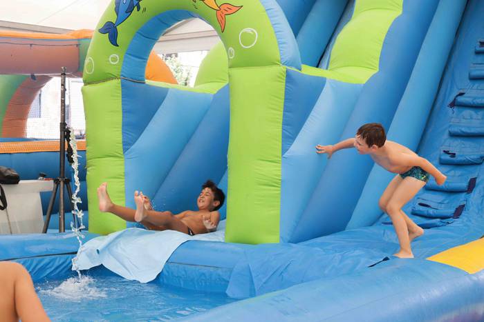 Saltoka eta jolasean pasatu  18 1660043073474