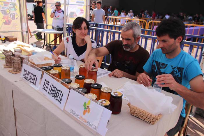 "Ibarra, Azoka eta Piparra" 48 1537103146433