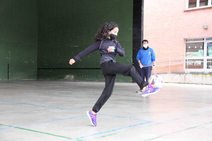 Haurrek kirol ezberdinak pro 44 1608389690366