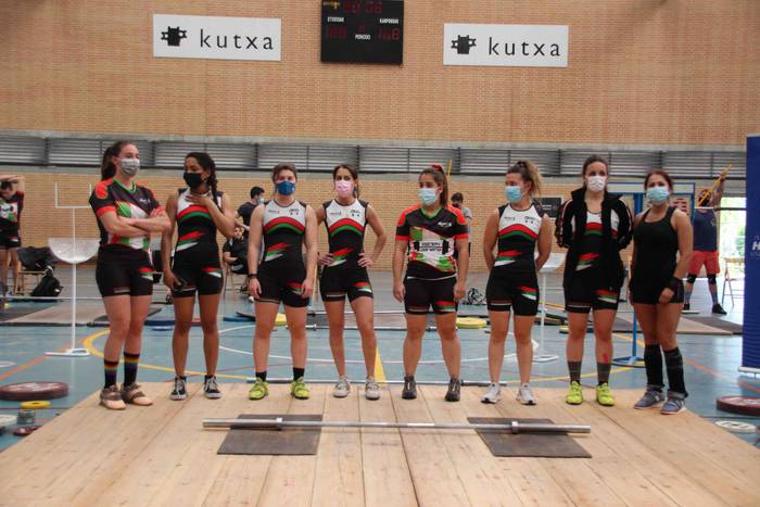 Susana Davila eta Mikel Alva 18 1619708671187