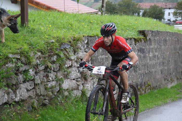 Lokaztuta Amasako XXIV. mendi duatloia 69 1477235740972