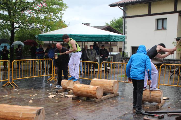 Herri kirolak Santa Krutzeta 6 1493577266758