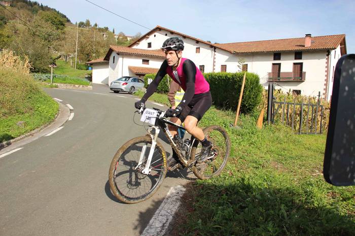 olarrain auzoa abraham olano 36 1572182920872