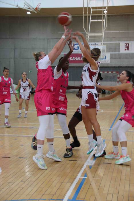 Emakumezkoen saskibaloiko Eu 15 1664214564261