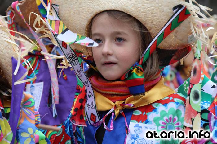 Zaldunita bezperako haur danborrada 45 1454785346229