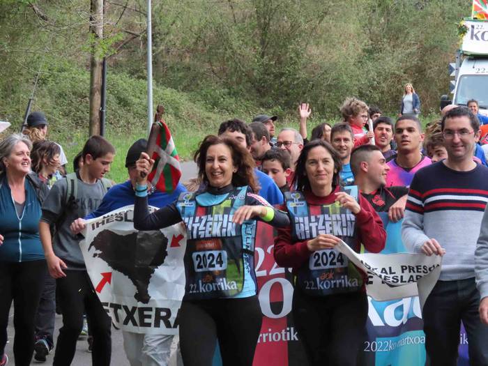 korrika, furgonetatik, Aizto 18 1649421632480