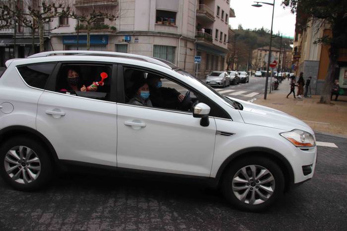 Ostalaritza Aurrera kotxe ka 5 1612011920162