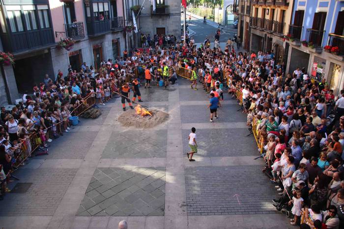 Tolosako Sanjoanak su txikia 32 1529778357798