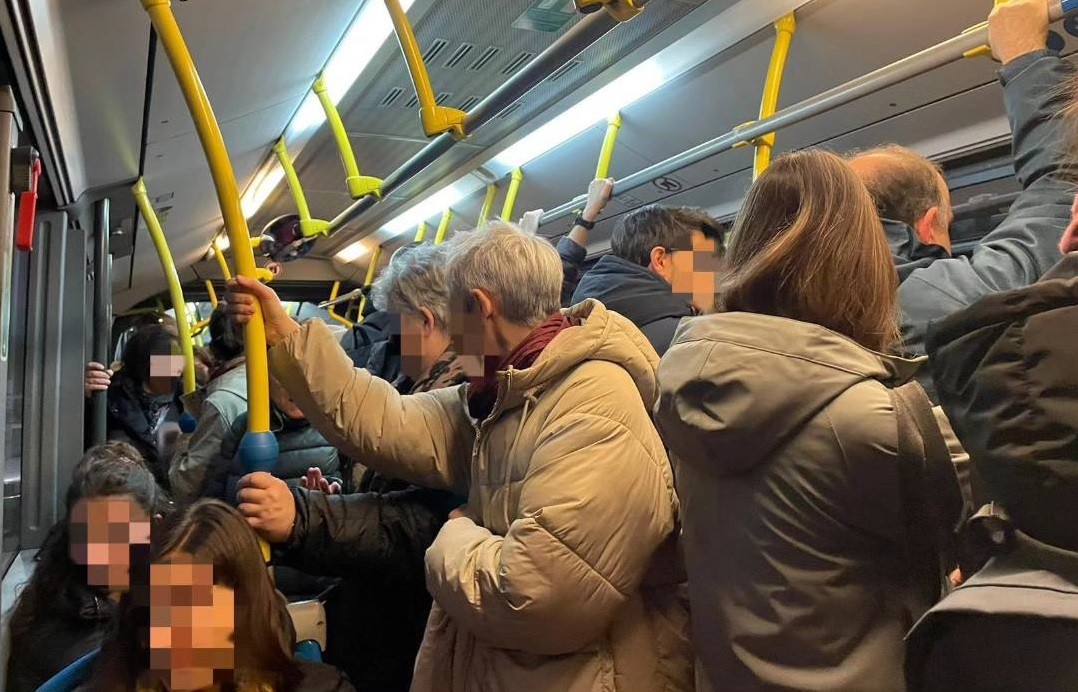 Udalak Donostiako ospitalerako BU09 autobus zerbitzua hobetzeko eskaera egin dio Lurraldebusi