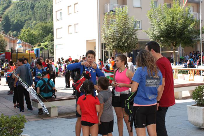 III. Mendiz Mendi Etxera 153 1506347617720