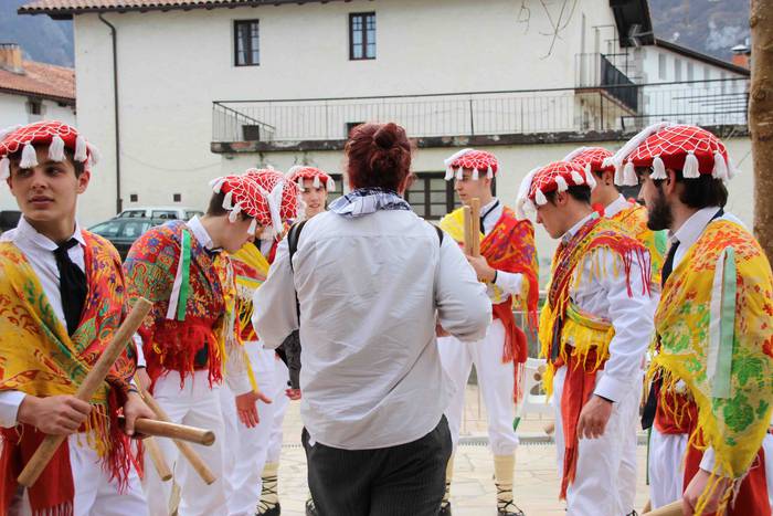 Lo zegoena, esnatu dute Abal 33 1551613738187