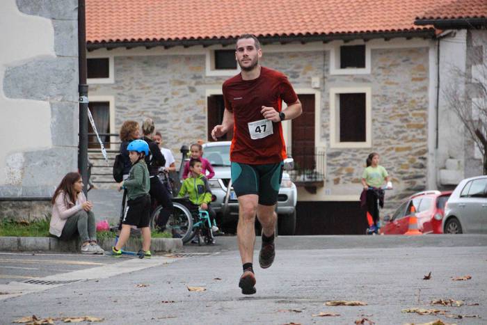 Iñaki Olano eta   irabazle E 126 1571509857388