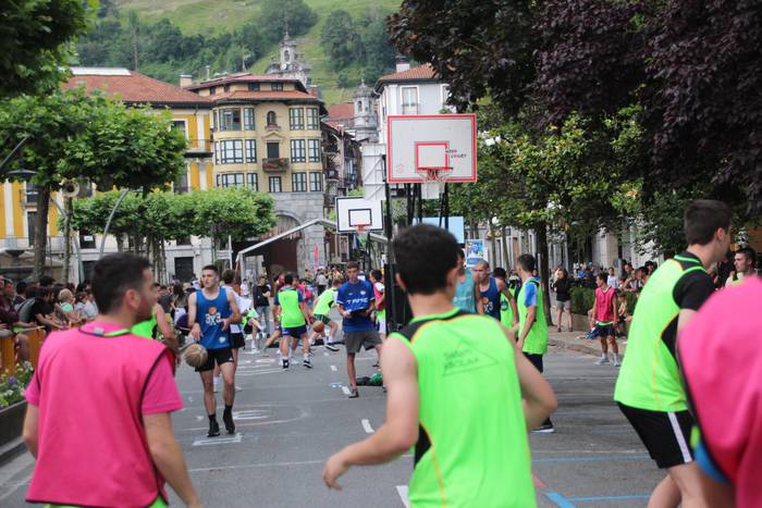 Saskibaloiak Tolosa hartu du 56 1654973425483