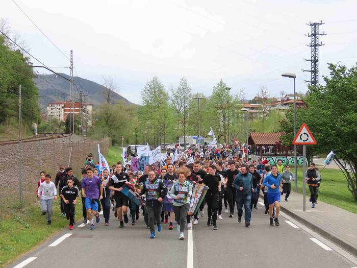 korrika, furgonetatik, Aizto 62 1649421642699