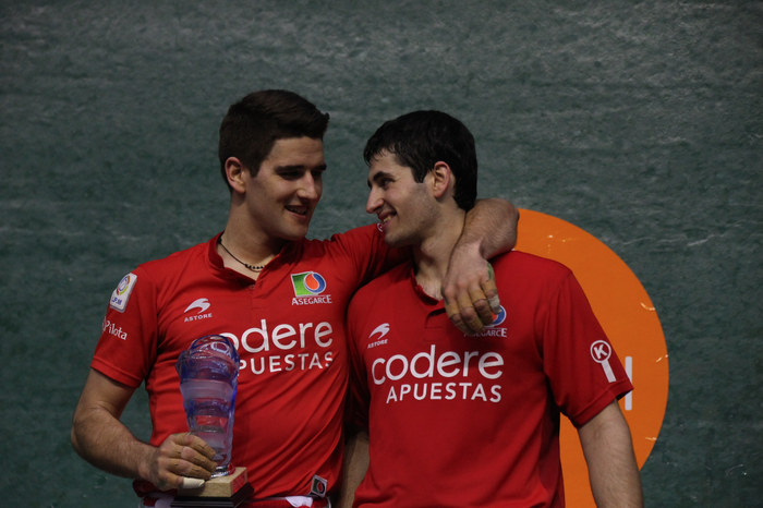 Hautsi, eta nagusi 37 1491073956506