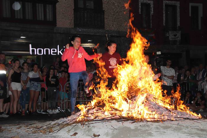 Suak argitu du urteko gaurik 35 1561330819142